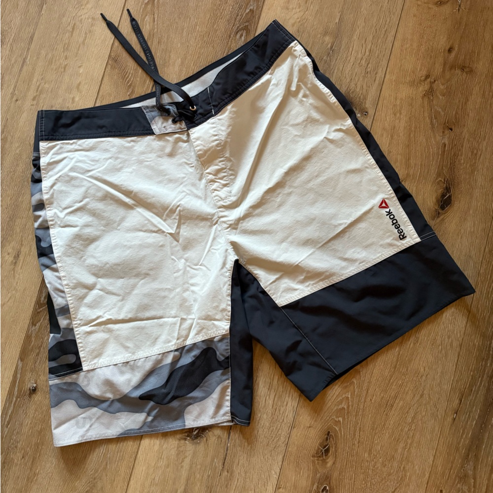 Reebok Men’s Performance Shorts, Sz Large, Gently Worn